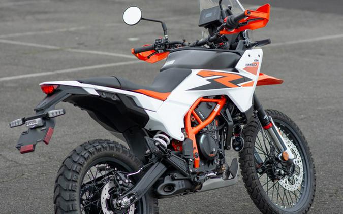 2026 KTM Adventure 390 R