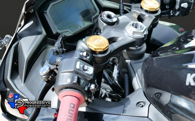 2026 Kawasaki Ninja® ZX™-4RR ABS