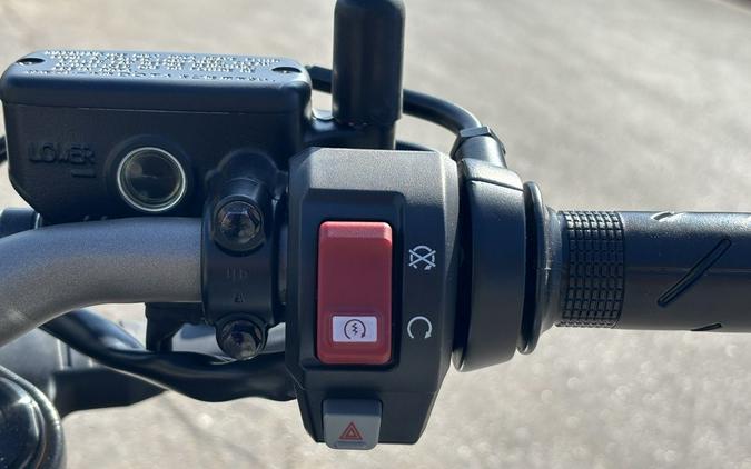 2025 Honda® CB650R E-Clutch