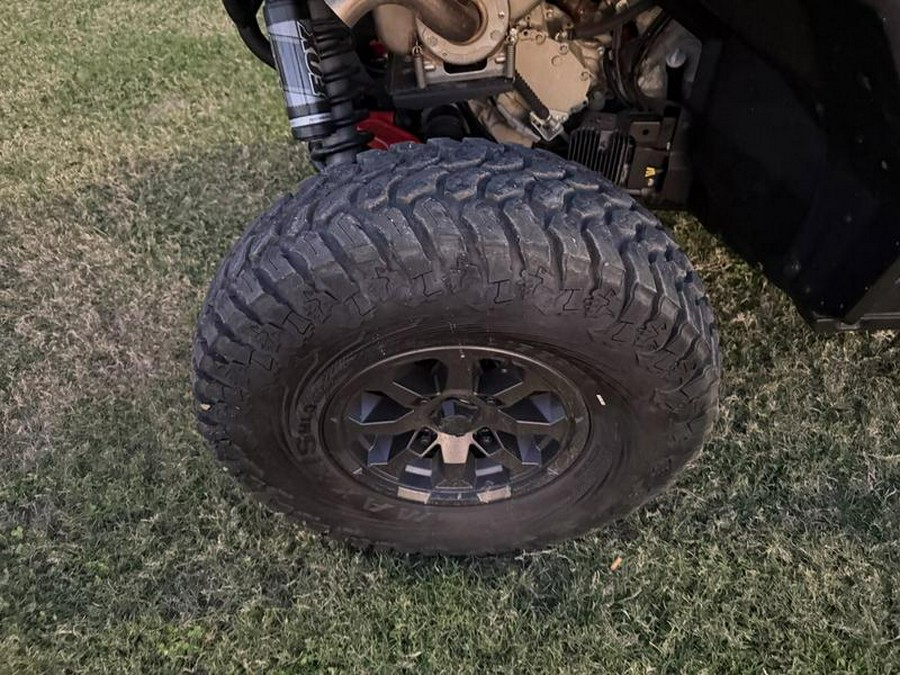 2024 Can-Am® Maverick Sport X rc 1000R