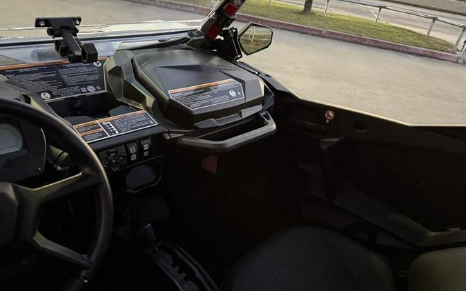 2024 Can-Am® Maverick Sport X rc 1000R