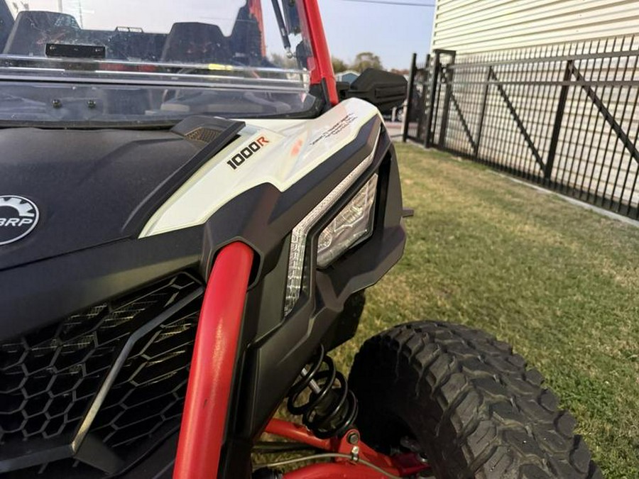 2024 Can-Am® Maverick Sport X rc 1000R