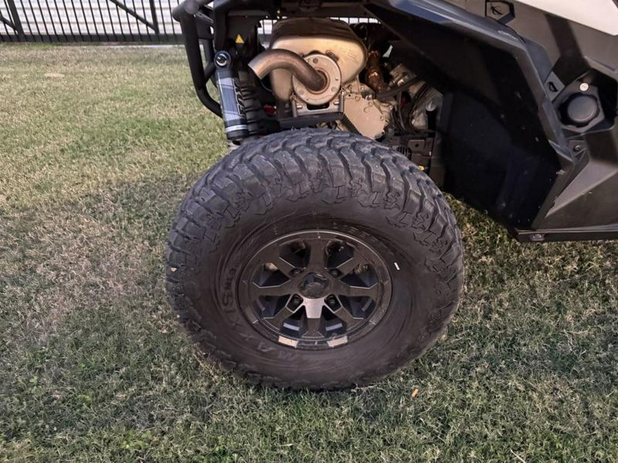 2024 Can-Am® Maverick Sport X rc 1000R