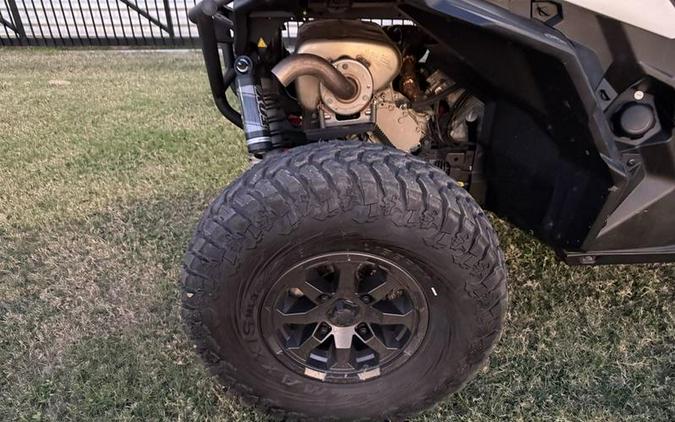 2024 Can-Am® Maverick Sport X rc 1000R