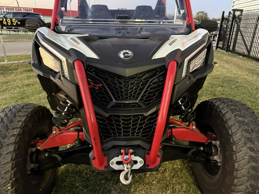 2024 Can-Am® Maverick Sport X rc 1000R