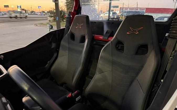 2024 Can-Am® Maverick Sport X rc 1000R