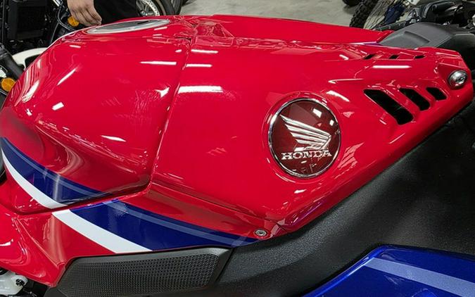 2026 Honda CBR1000RR-R Fireblade SP