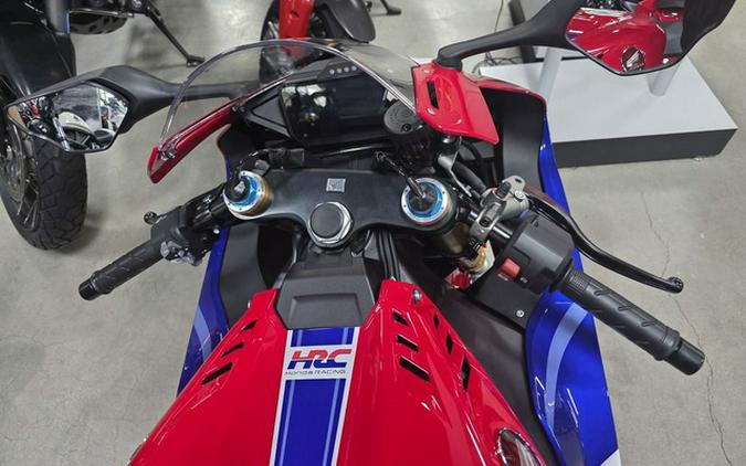 2026 Honda CBR1000RR-R Fireblade SP