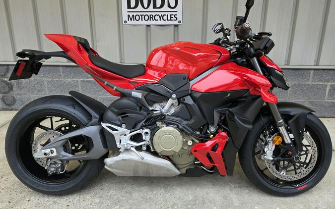 2026 DUCATI Streetfighter V4