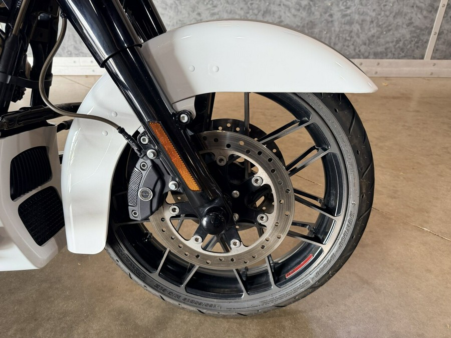 2021 Harley-Davidson® CVO™ Street Glide® FLHXSE