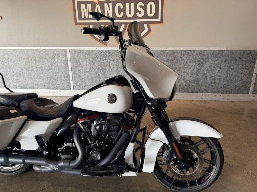 2021 Harley-Davidson® CVO™ Street Glide® FLHXSE