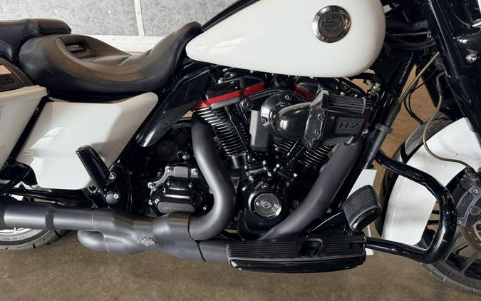 2021 Harley-Davidson® CVO™ Street Glide® FLHXSE