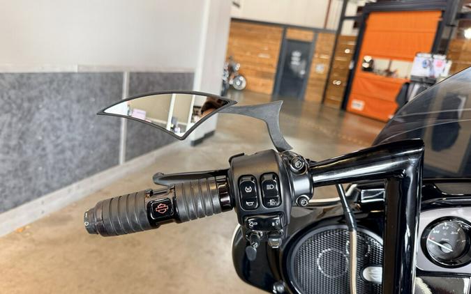 2021 Harley-Davidson® CVO™ Street Glide® FLHXSE