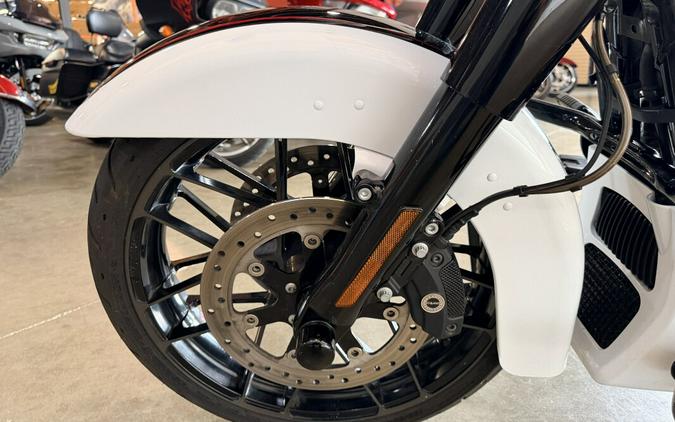 2021 Harley-Davidson® CVO™ Street Glide® FLHXSE