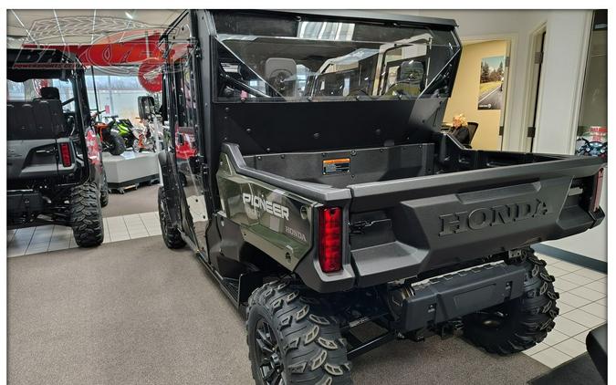 2025 Honda Pioneer 1000-6 Deluxe Crew
