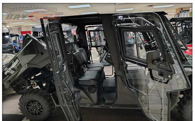 2025 Honda Pioneer 1000-6 Deluxe Crew
