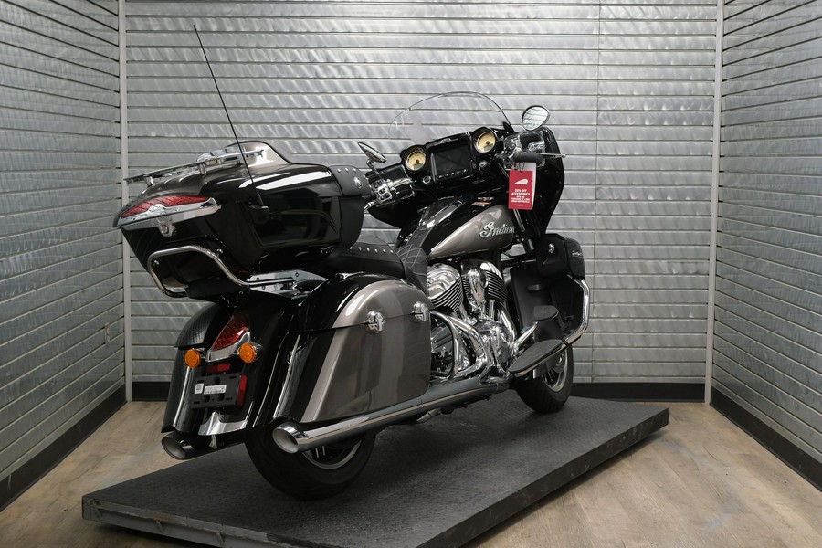 2025 INDIAN MOTORCYCLE ROADMASTER WITH POWERBAND AUDIO PACKAGE BLACK