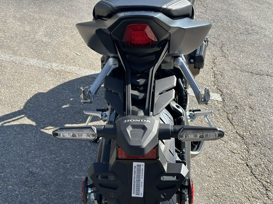 2025 Honda® CB650R E-Clutch