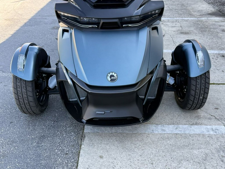 2026 Can-Am® Spyder RT Limited Platine