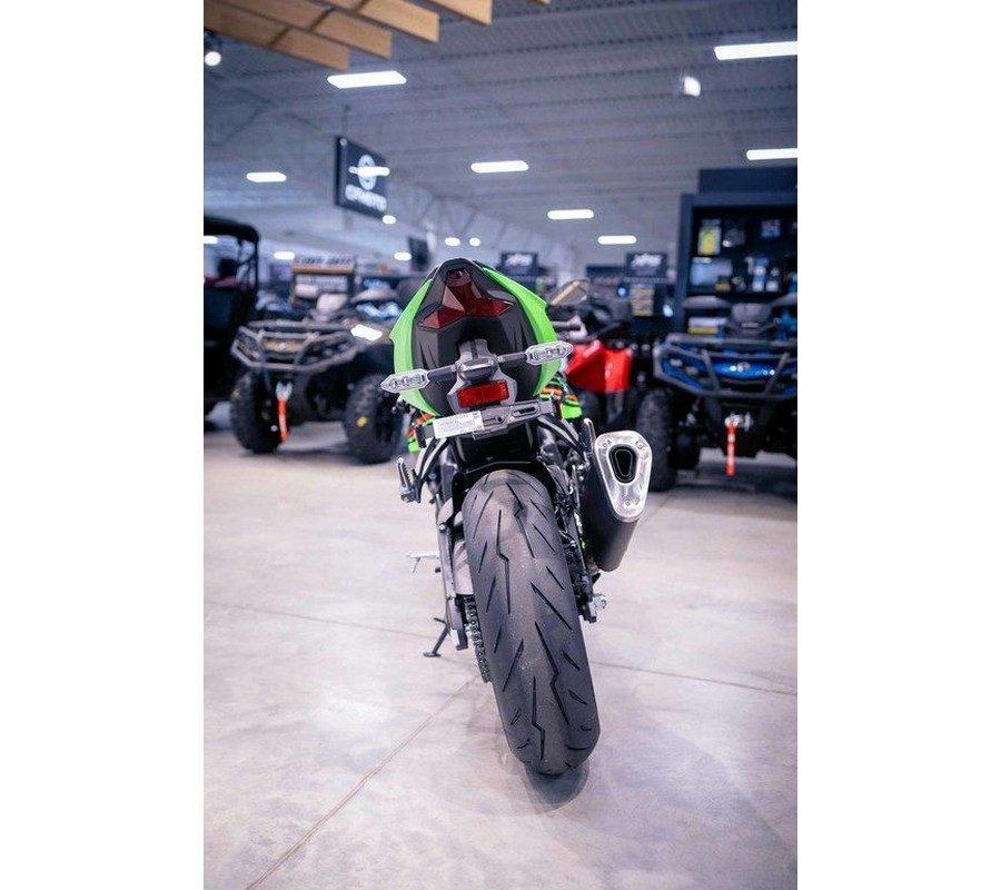 2024 Kawasaki Ninja® ZX™-6R KRT Edition