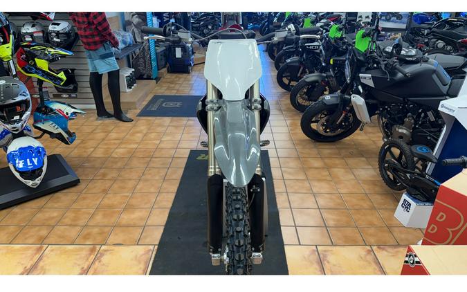 2025 Stark Future VARG MX 1.2