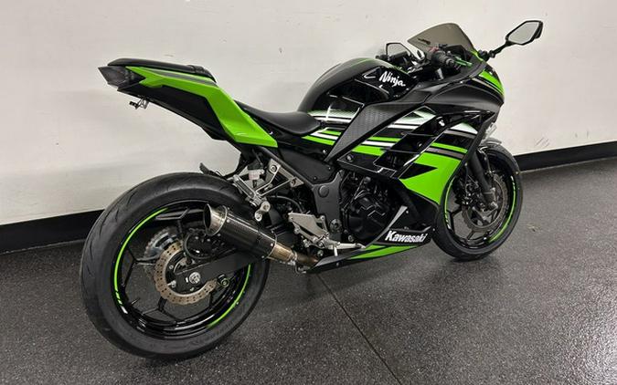 2016 Kawasaki Ninja 300 ABS KRT Edition