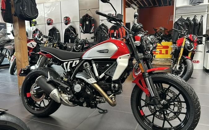 2024 Ducati Scrambler Icon (2G) - Black/Red/Yellow