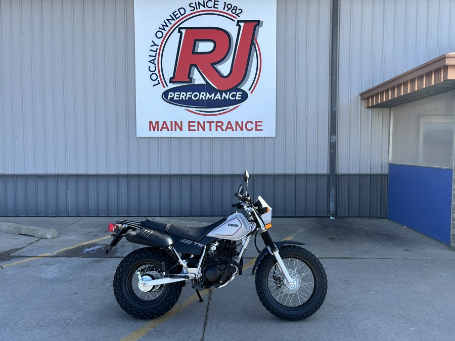 2026 Yamaha TW200