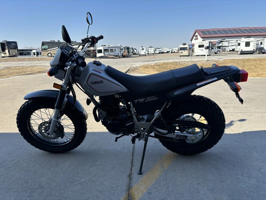2026 Yamaha TW200