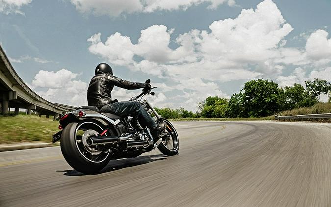 2016 Harley-Davidson Breakout®