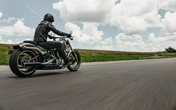 2016 Harley-Davidson Breakout®