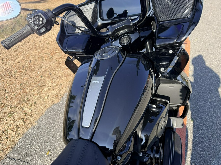 2026 Harley-Davidson® Road Glide Limited FLTRXL