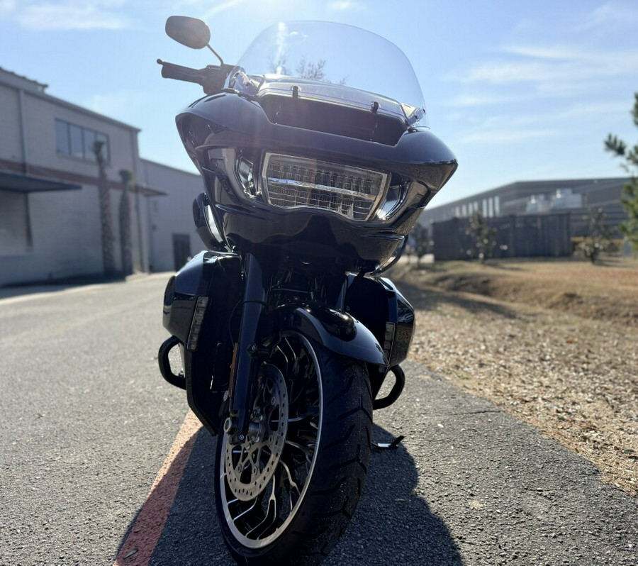 2026 Harley-Davidson® Road Glide Limited FLTRXL