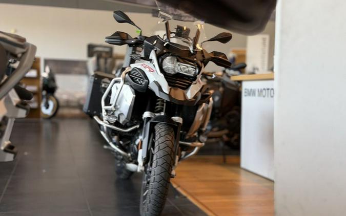 2024 BMW R 1250 GS Adventure Ice Gray