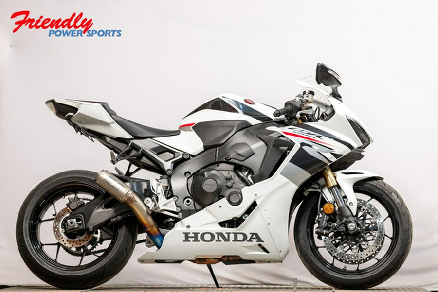 2025 Honda CBR1000RR Base