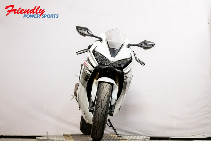 2025 Honda CBR1000RR Base