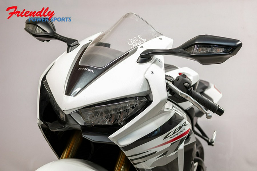 2025 Honda CBR1000RR Base