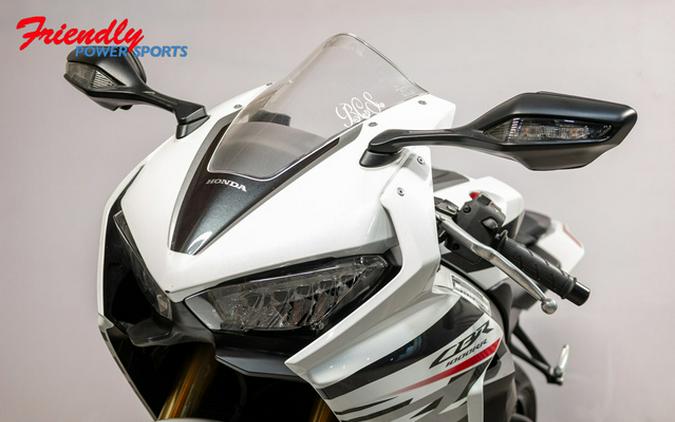 2025 Honda CBR1000RR Base