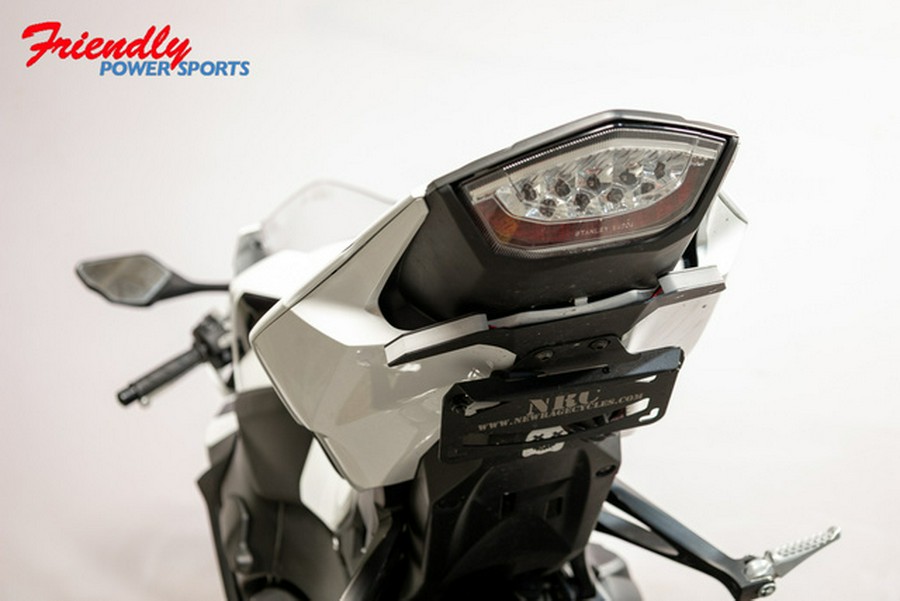 2025 Honda CBR1000RR Base