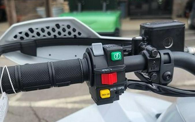 2026 Can-Am® Renegade X xc 1000R