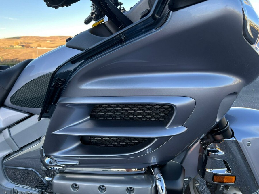 2009 Honda Gold Wing® Audio / Comfort / Navi / XM / ABS