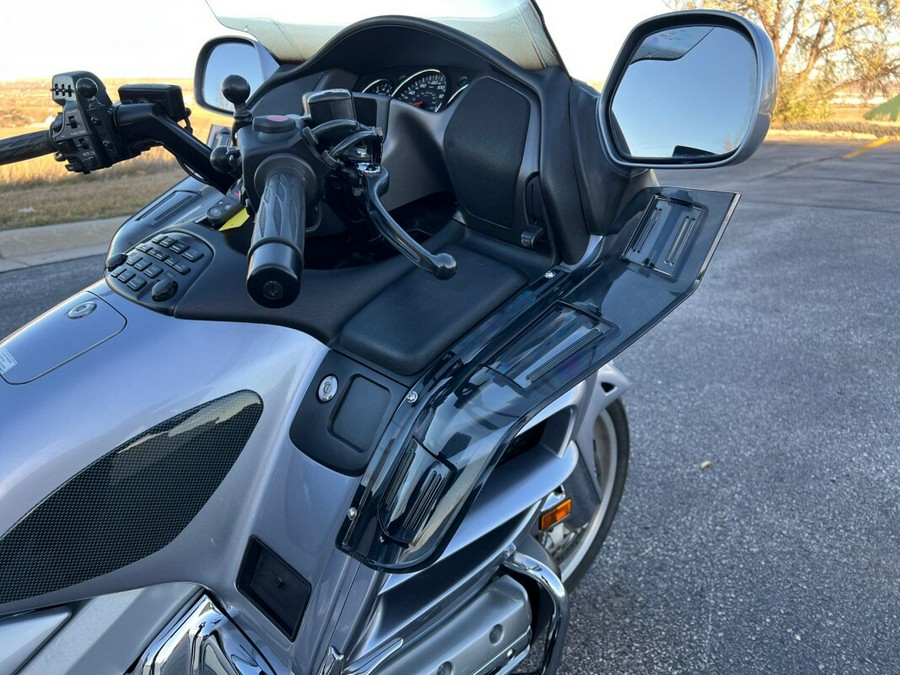 2009 Honda Gold Wing® Audio / Comfort / Navi / XM / ABS