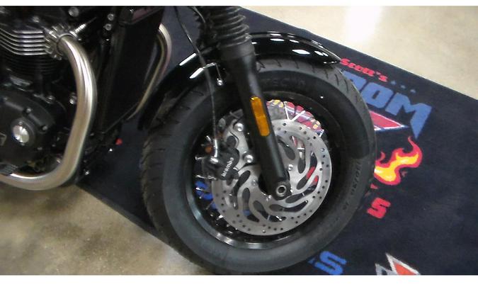 2026 Bonneville Bobber Base - Triumph