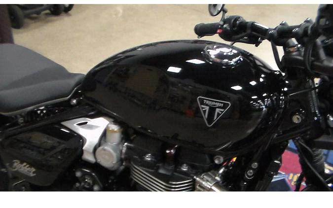2026 Bonneville Bobber Base - Triumph