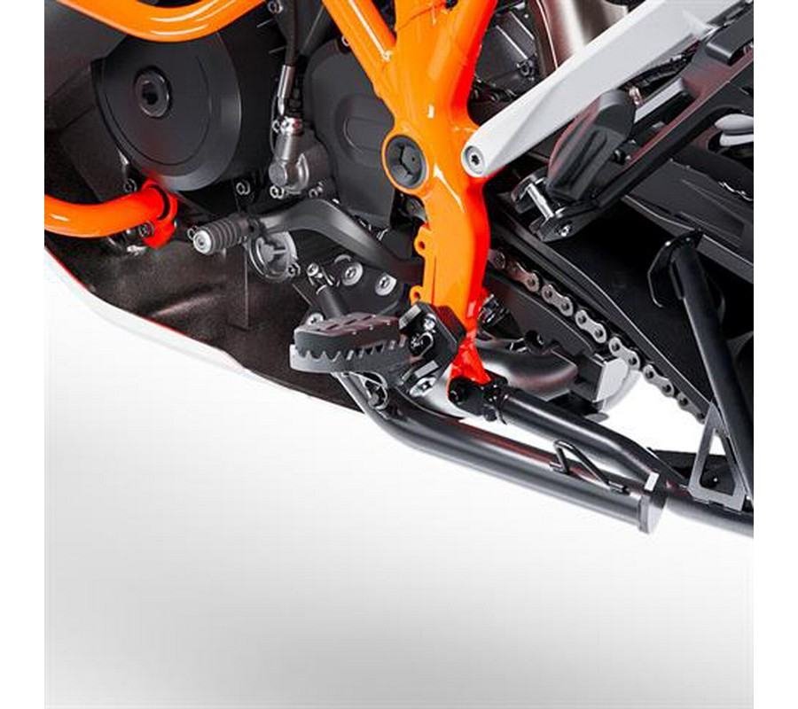 2026 KTM 1390 Super Adventure R