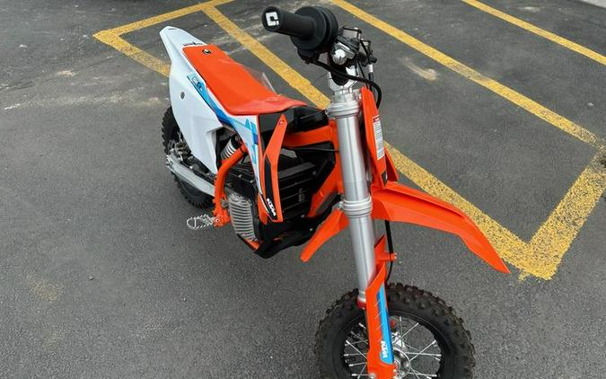 2024 KTM SX-E 3