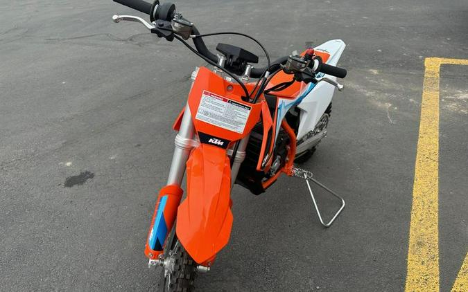 2024 KTM SX-E 3