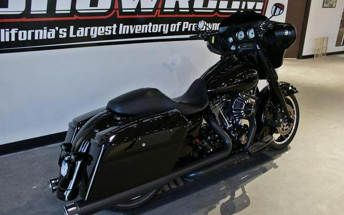 2011 Harley-Davidson® FLHX - Street Glide®