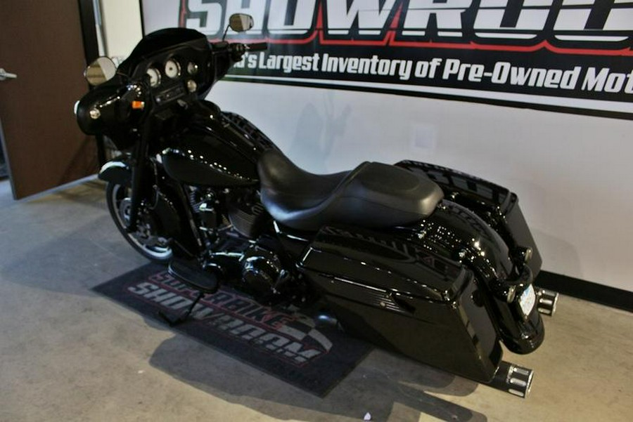 2011 Harley-Davidson® FLHX - Street Glide®