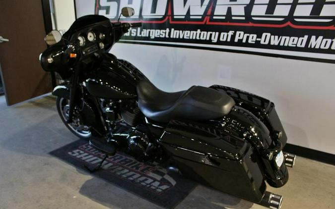 2011 Harley-Davidson® FLHX - Street Glide®